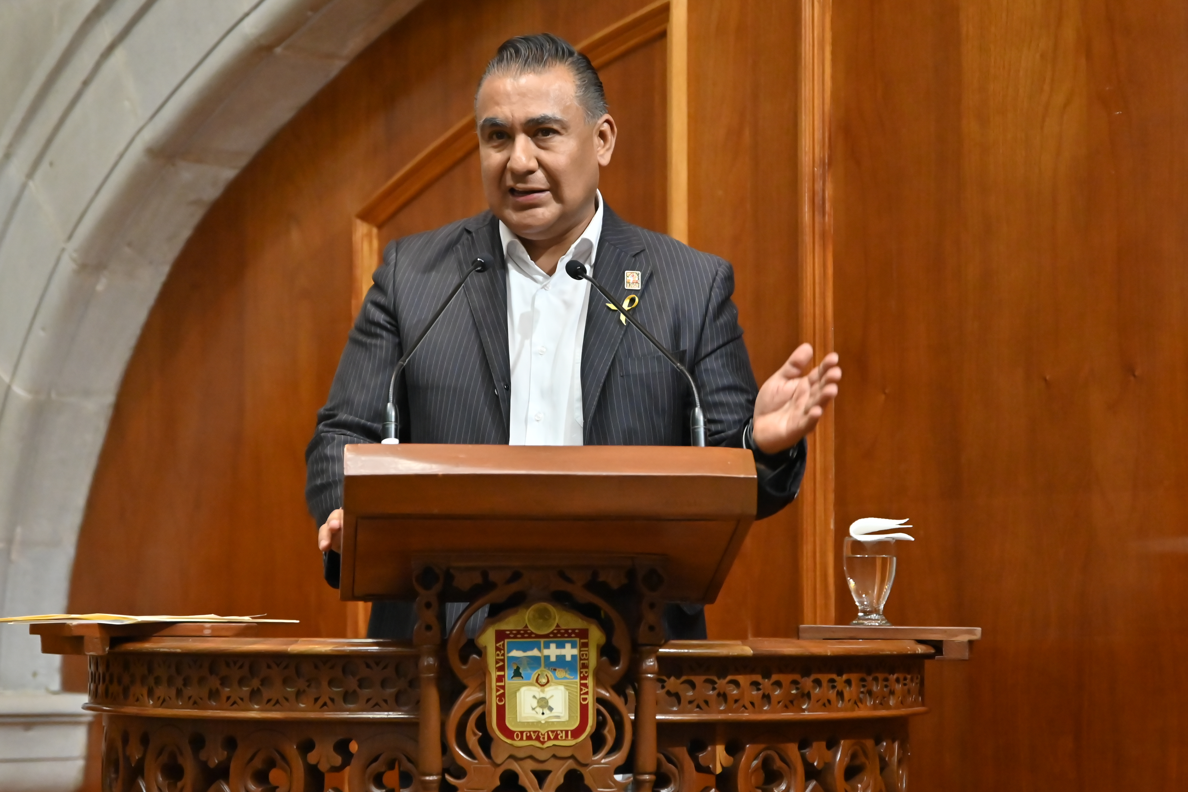 Octavio Martínez exige aclarar detenciones vinculadas a la Central de Abastos de Ecatepec
